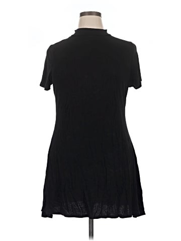 Zenana Outfitters Short Sleeve Turtleneck (view 1)