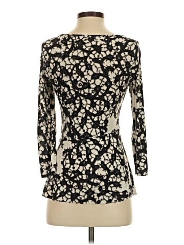 Leifsdottir 3/4 Sleeve Top (view 2)