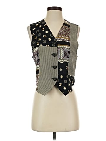 Patra Vest (view 1)