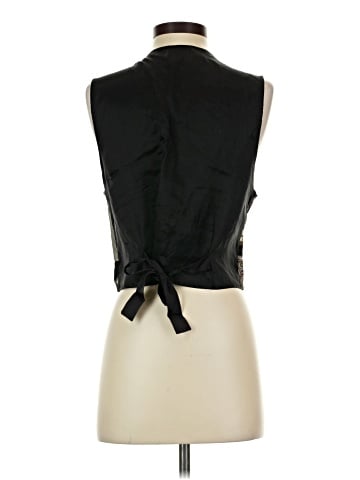 Patra Vest (view 2)