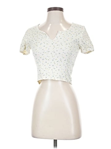 Victoria's Secret Pink Short Sleeve T-Shirt (view 1)