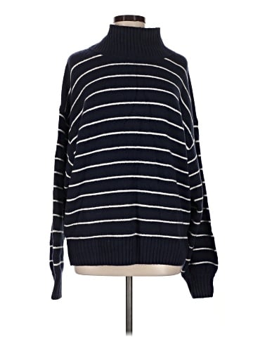 Gap Pullover Sweater (view 1)