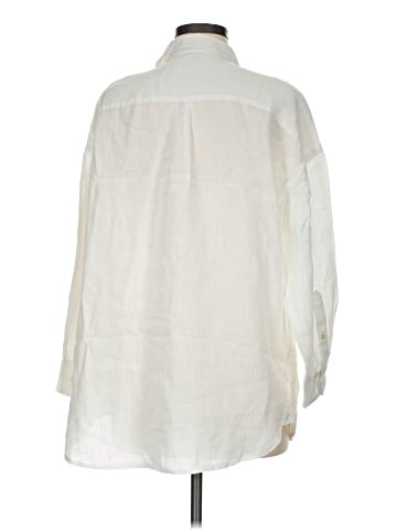 Gap Long Sleeve Button-Down Shirt (view 2)