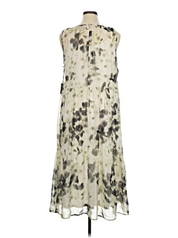 Simply Vera Vera Wang Casual Dress (view 2)