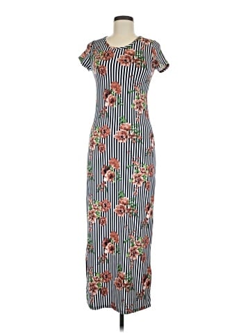 Discreet Casual Dress (view 1)