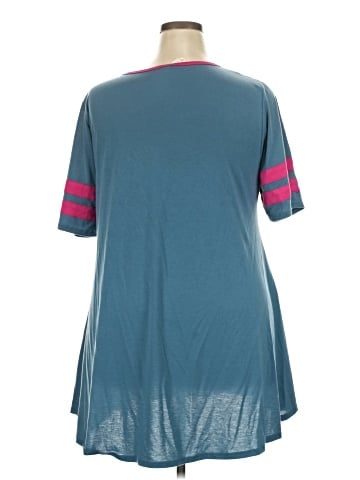 Lularoe Short Sleeve T-Shirt (view 2)