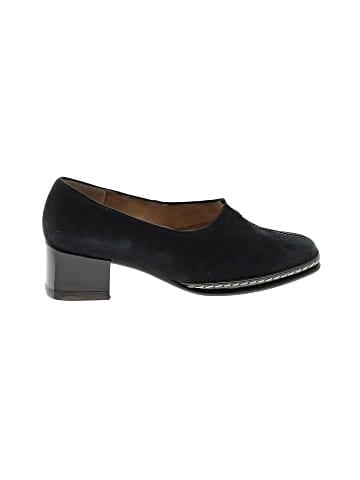 Ara Heels (view 1)
