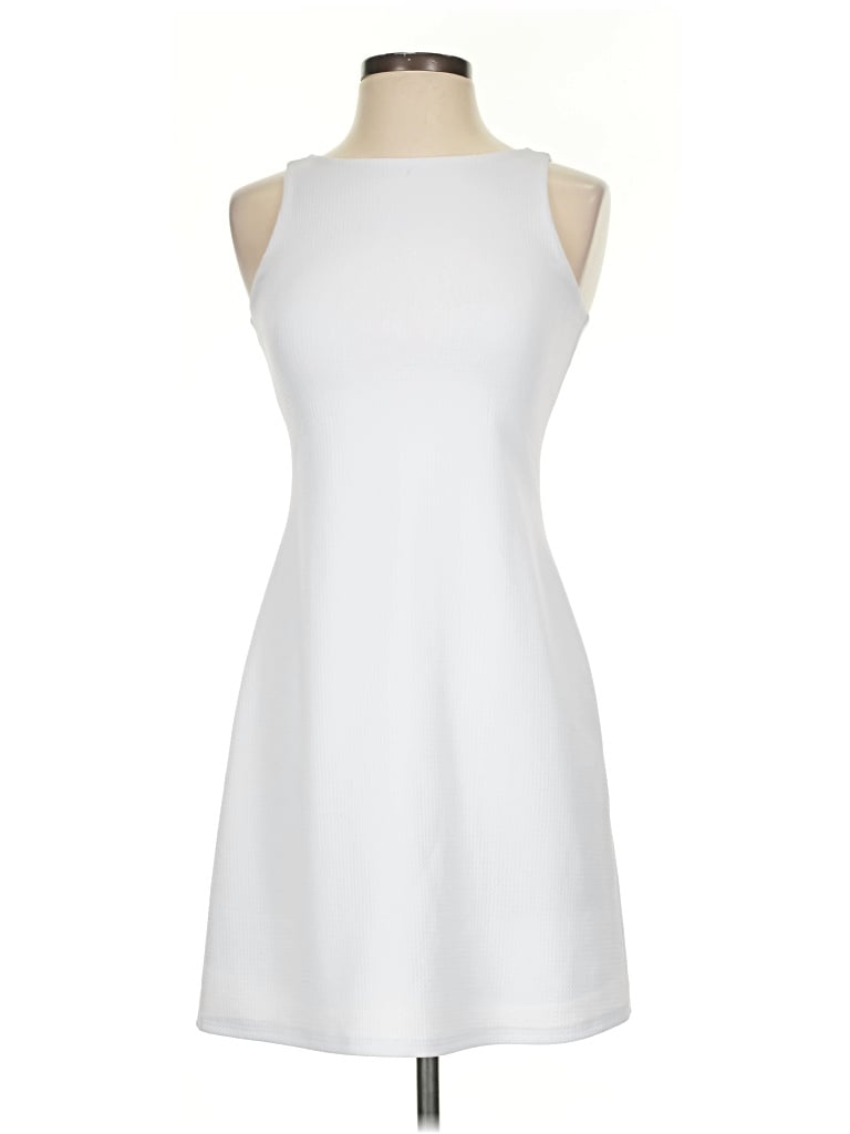 Pre-owned Un Deux Trois Casual Dress In White