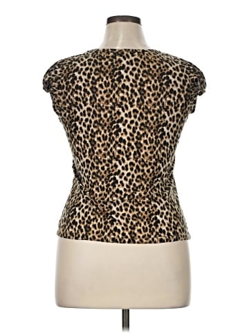 Xhilaration Short Sleeve Top (view 2)