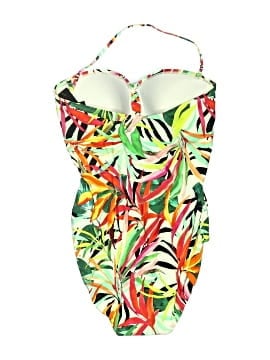 La Blanca One Piece Swimsuit (view 2)