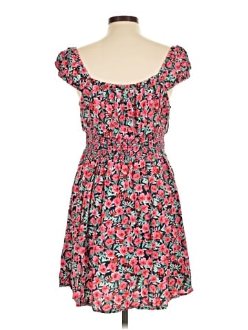 Old Navy Casual Dress (view 2)