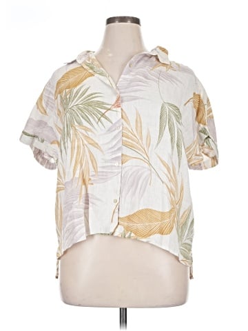 Tahari Short Sleeve Blouse (view 1)