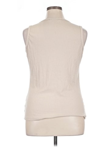 Merokeety Sleeveless T-Shirt (view 2)