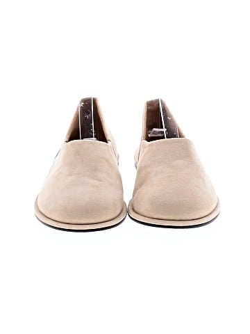 Unbranded Flats (view 2)