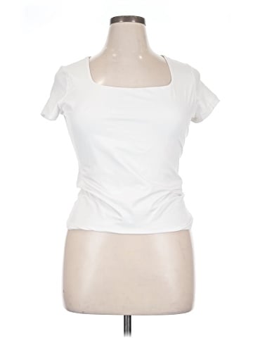 Trendy Queen Short Sleeve T-Shirt (view 1)