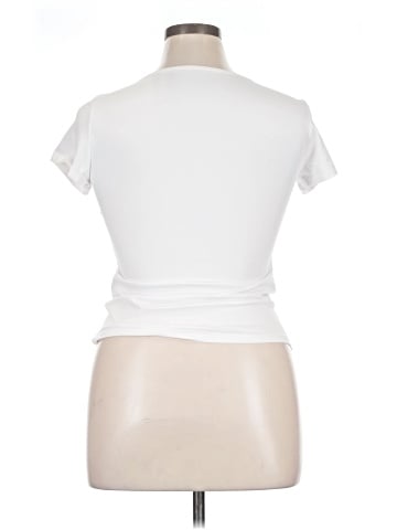 Trendy Queen Short Sleeve T-Shirt (view 2)