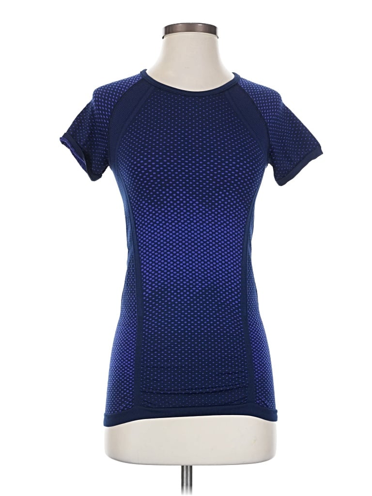 Pre-owned Athleta Short Sleeve T-shirt In Blue