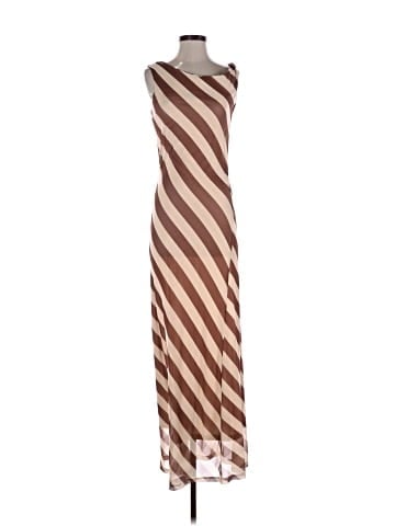 Dee Elly Casual Dress (view 1)