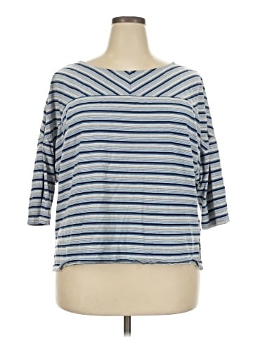 Weekend Suzanne Betro 3/4 Sleeve T-Shirt (view 1)