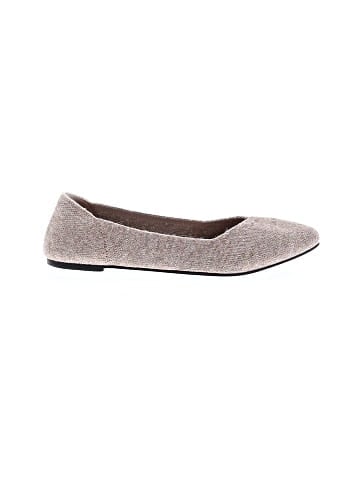 Mia Flats (view 1)