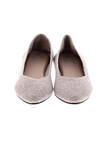 Mia Flats (view 2)