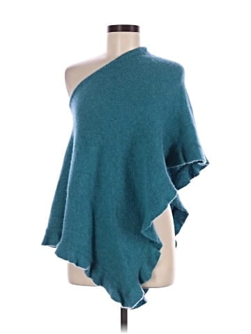 Cullen Poncho (view 1)