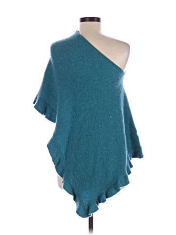 Cullen Poncho (view 2)