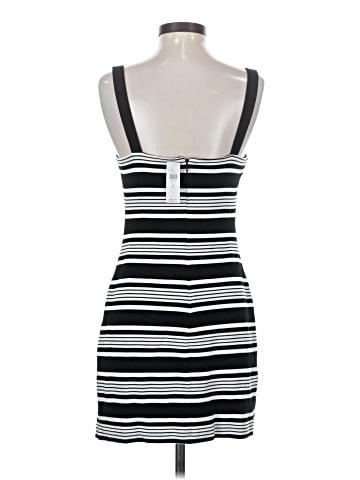 Hutch Casual Dress (view 2)