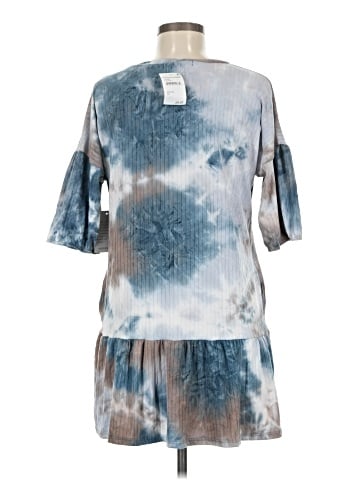 Velvet Torch 3/4 Sleeve Top (view 2)