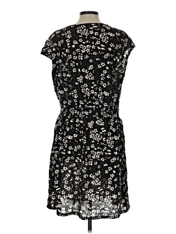 Daisy Fuentes Casual Dress (view 2)