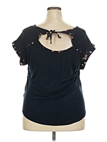 Fortune + Ivy Short Sleeve Blouse (view 2)