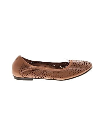 Vionic Flats (view 1)