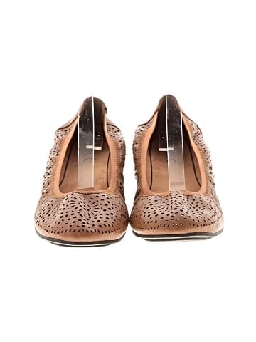 Vionic Flats (view 2)