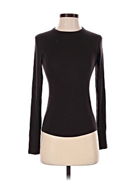 Lululemon Athletica Long Sleeve T-Shirt (view 1)