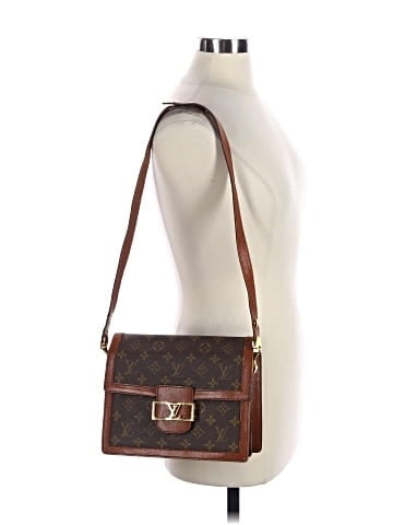Louis Vuitton Vintage Monogram  Sac d'Epaule Shoulder Bag (view 2)