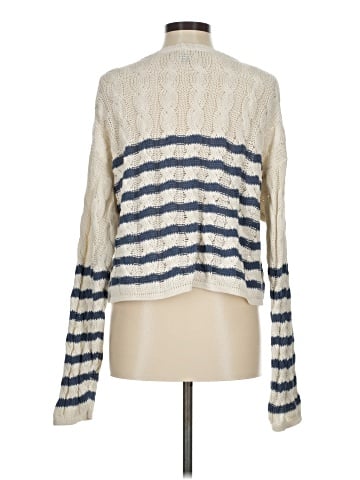 American Eagle Outfitters Pullover Sweater (view 2)