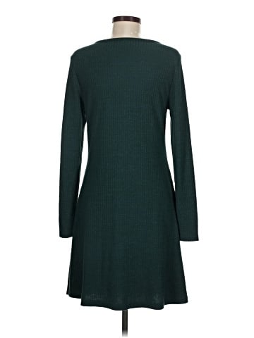 Old Navy Casual Dress (view 2)