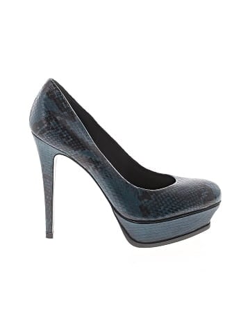 Pour La Victoire Heels (view 1)