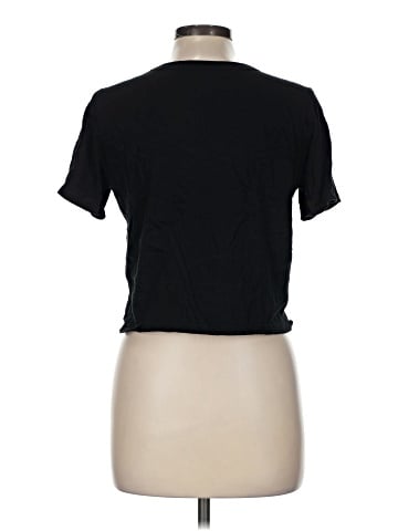 Old Navy Short Sleeve T-Shirt (view 2)