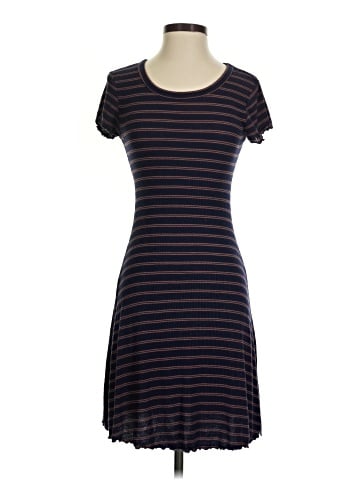 Forever 21 Casual Dress (view 1)