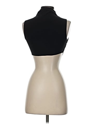 PrettyLittleThing Sleeveless Top (view 2)