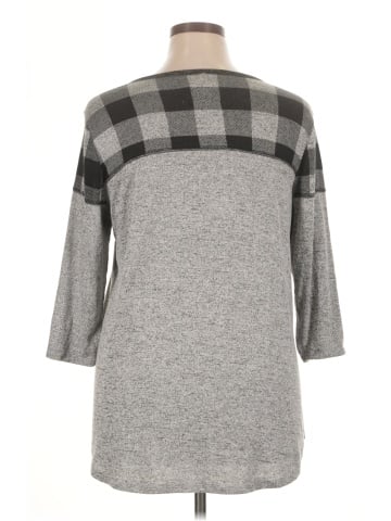 Maurices 3/4 Sleeve Top (view 2)