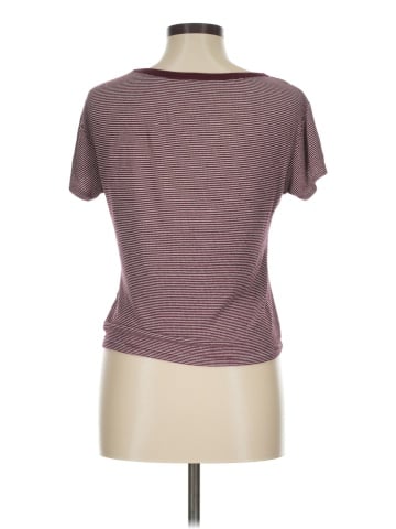 Brandy Melville Short Sleeve T-Shirt (view 2)
