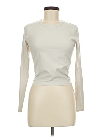 Lululemon Athletica Long Sleeve T-Shirt (view 1)