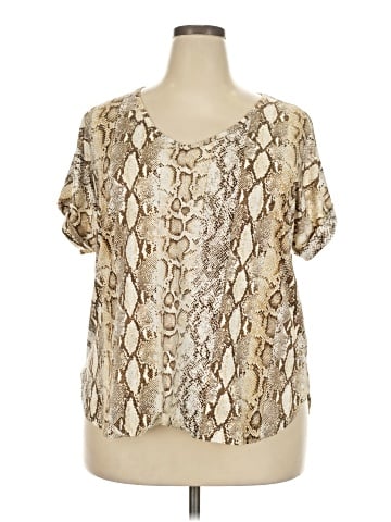 Coin 1804 Short Sleeve T-Shirt (view 1)