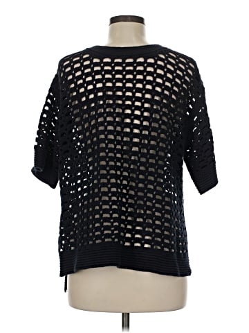 Odeeh Poncho (view 2)