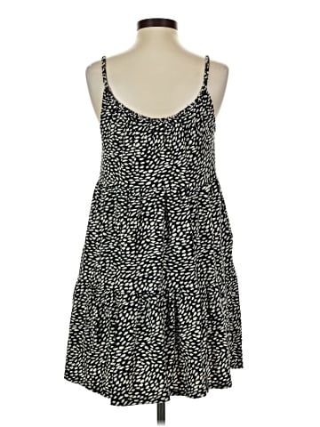 Old Navy Casual Dress (view 2)