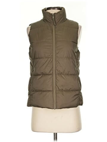 Gap Vest (view 1)