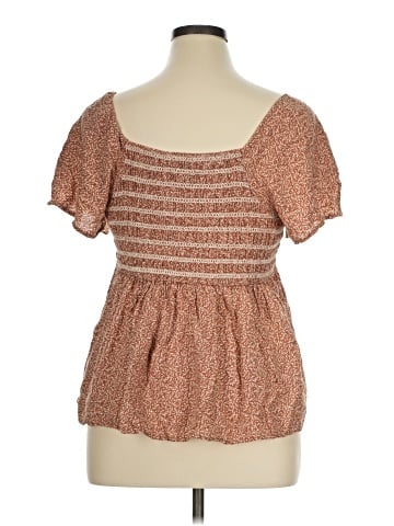 Sonoma Goods for Life Short Sleeve Blouse (view 2)