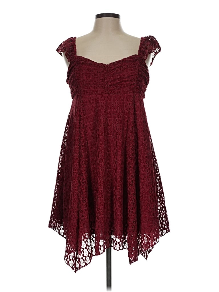 Pre-owned Kirious Cocktail Dress In Burgundy